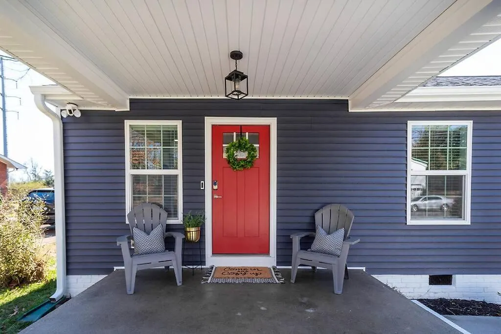 Uptown Oasis, Hot Tub, Swing Chairs, Fire Pit, Gazebo Charlotte